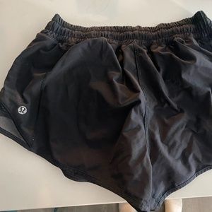 Pre-Loved Womens LULULEMON Shorts Black Size 4